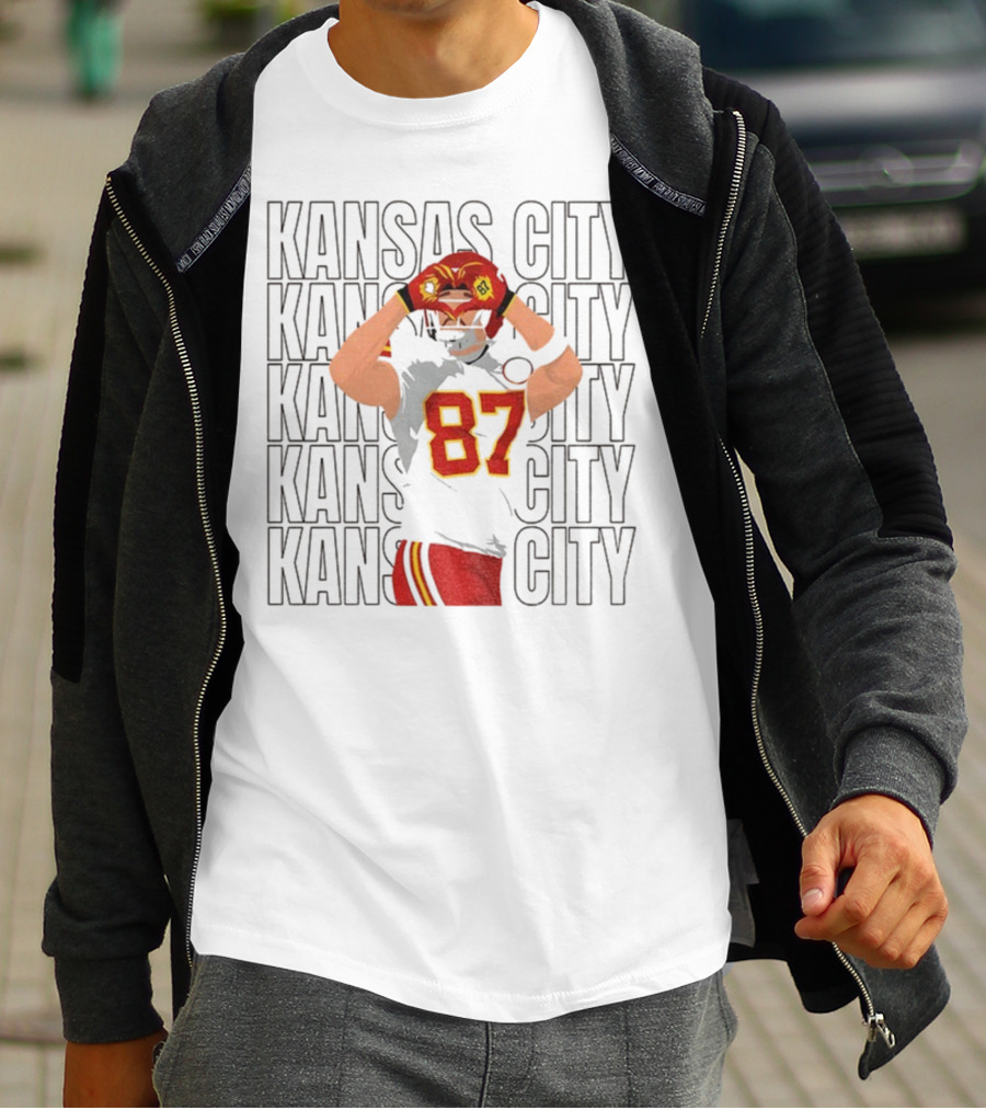 Kansas City Chiefs Travis Kelce 87 Heart Hands Game Day T-Shirt