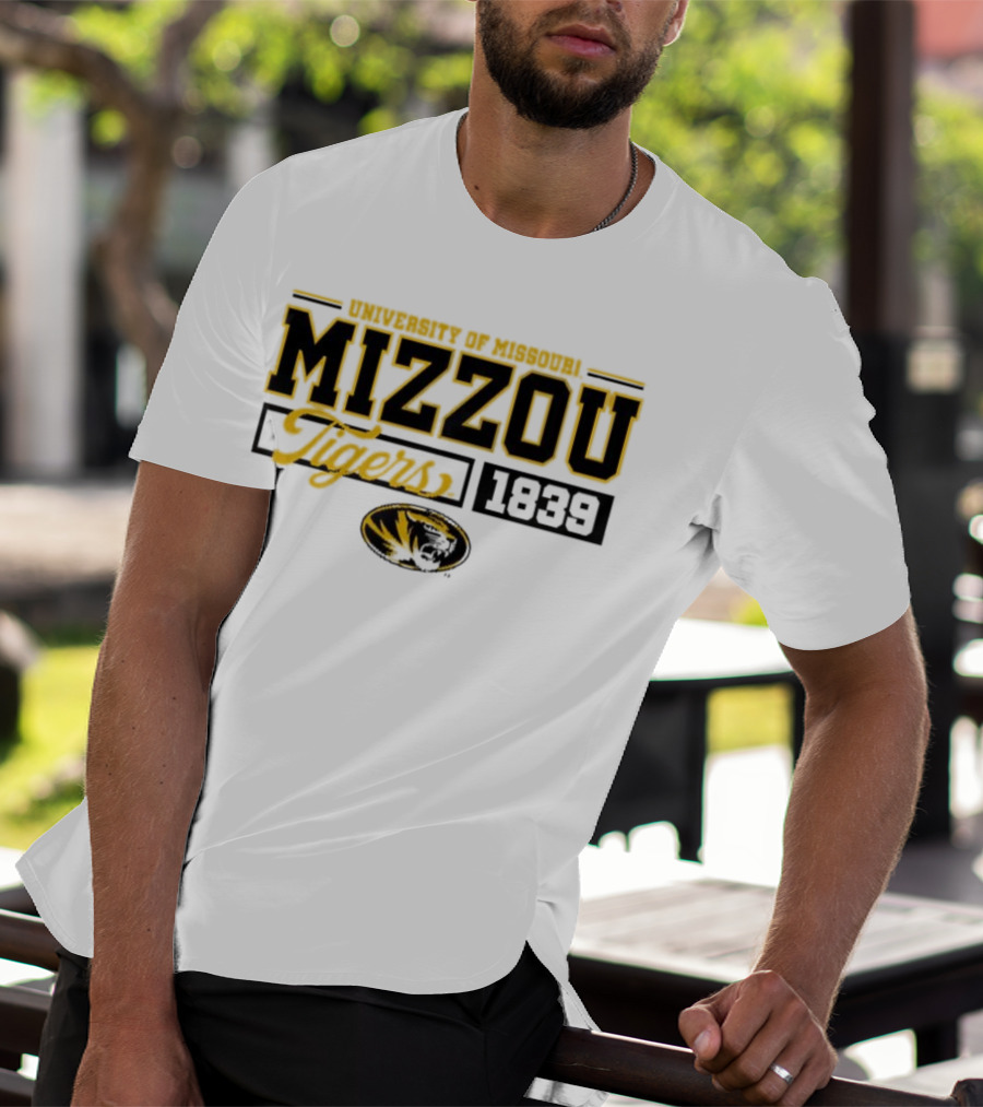 Tigers University Of Missouri Mizzou 1839 Oval Tiger Head T-Shirt