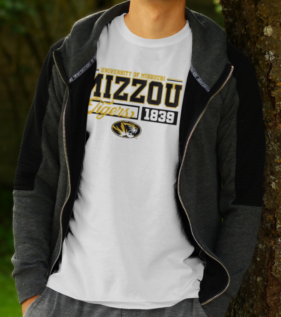 Tigers University Of Missouri Mizzou 1839 Oval Tiger Head T-Shirt