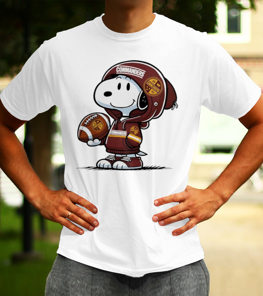 Snoopy In Commanders With Football Washington 1932 W T-Shirt