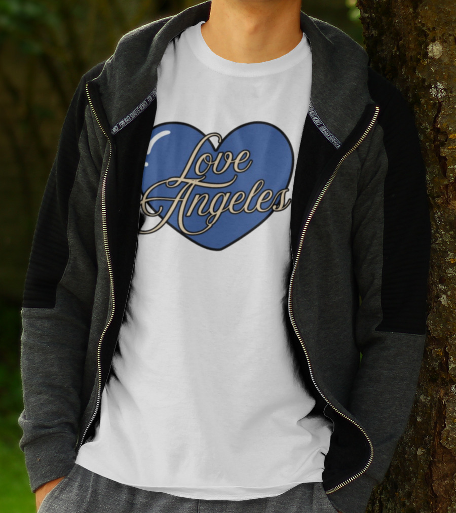 Bffs & Babes Love Angeles Heart Design T-Shirt