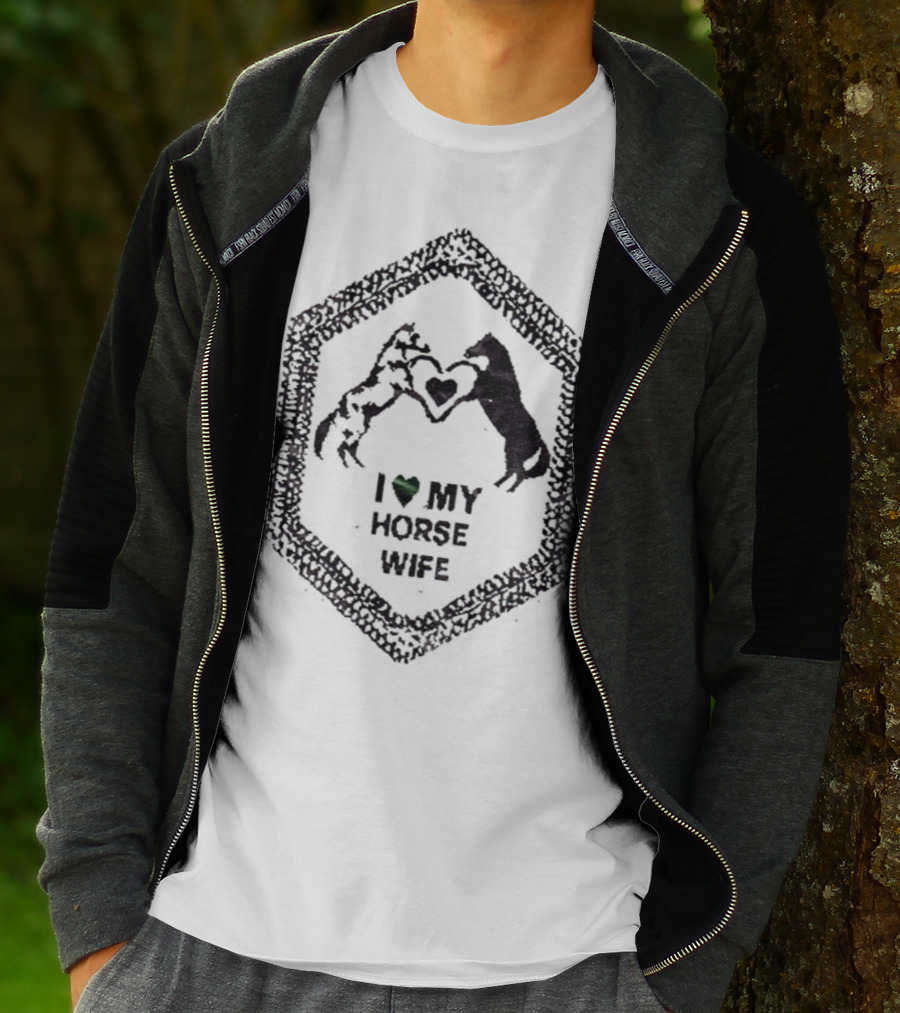 I Love My Horse Wife Heart Hands Hexagon T-Shirt