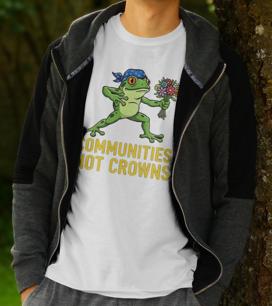 Portland Frog Protester Communities Not Crowns Bandana Frog With Flowers T-Shirt