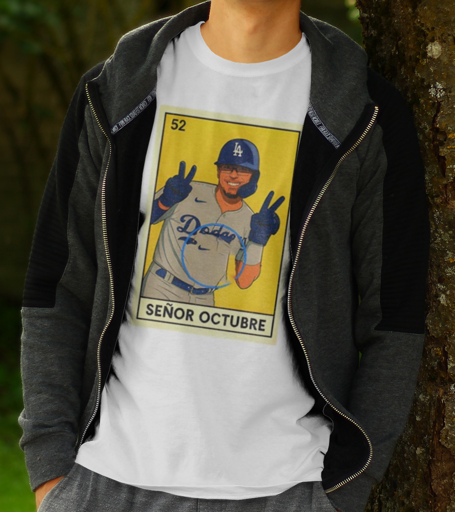 Señor Octubre Los Angeles Dodgers Kike Hernandez 52 MLB Baseball Card T-Shirt