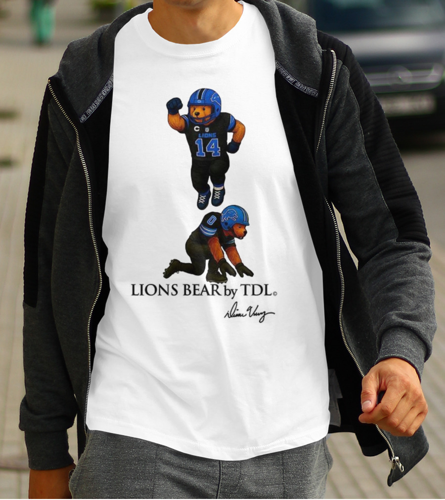 Amon-Ra St. Brown 14 Jahmyr Gibbs 0 Detroit Lions Bear Celebrating Football T-Shirt