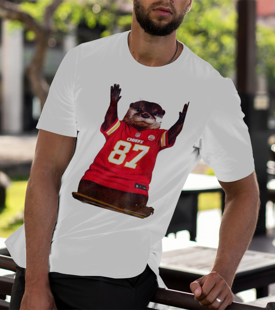 Travis Kelce 87 Kansas City Chiefs Sea Otter NFL Fan Jersey T-Shirt