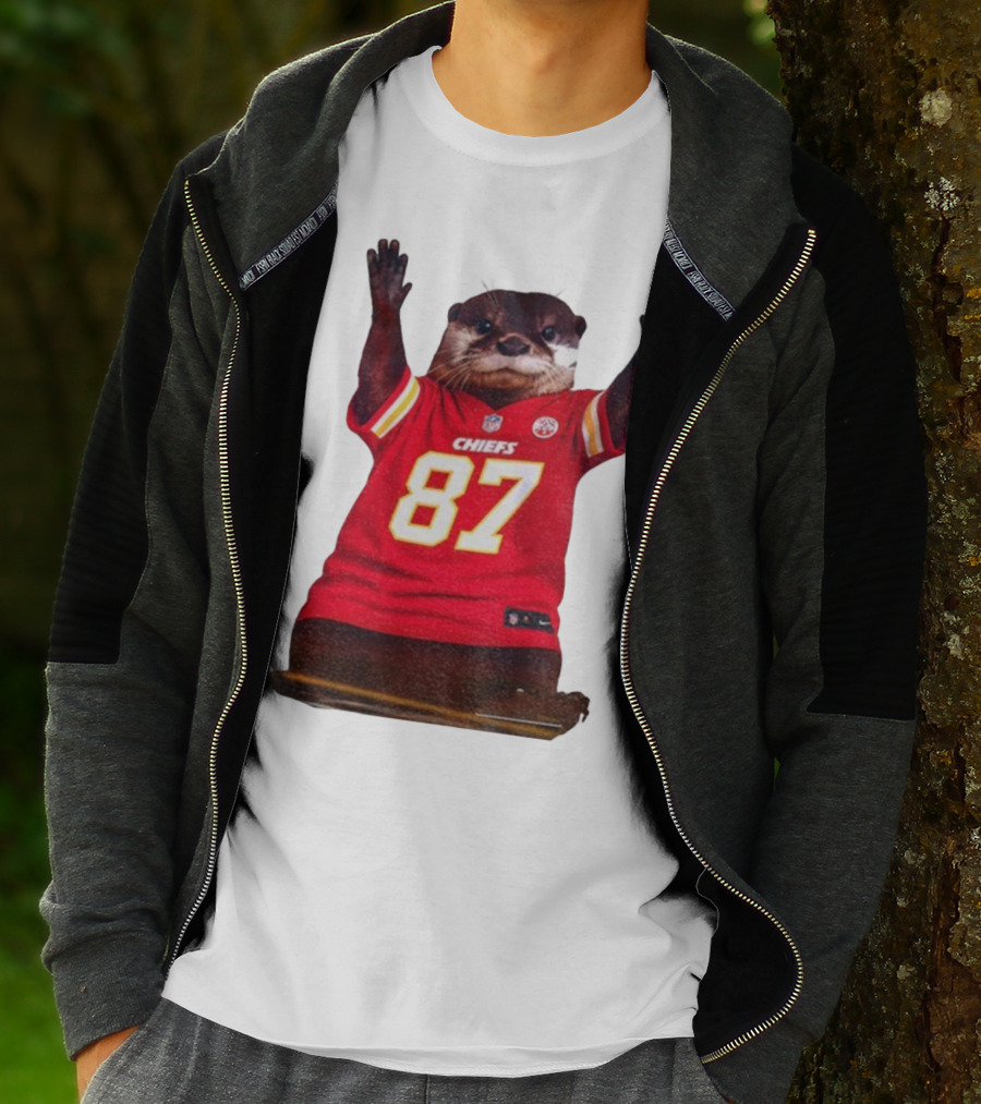 Travis Kelce 87 Kansas City Chiefs Sea Otter NFL Fan Jersey T-Shirt