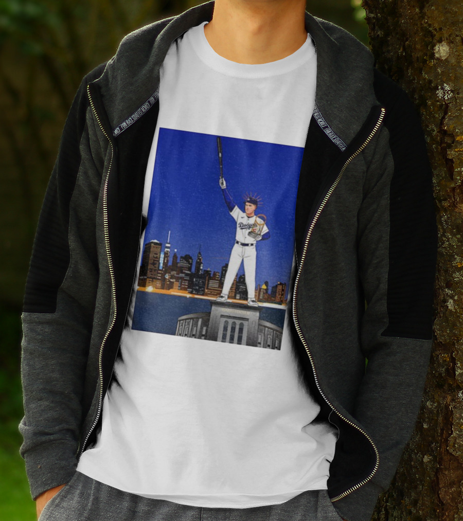 Freddie Freeman Dodgers Statue Of Liberty New York Skyline 2024 MVP T-Shirt
