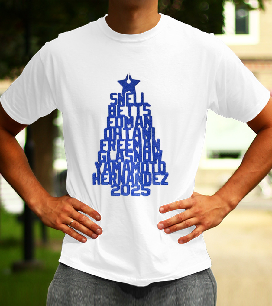 Los Angeles Dodgers Snell Betts Freeman Ohtani Freeman Glasnow Yamamoto Hernandez Christmas Tree 2025 T-Shirt