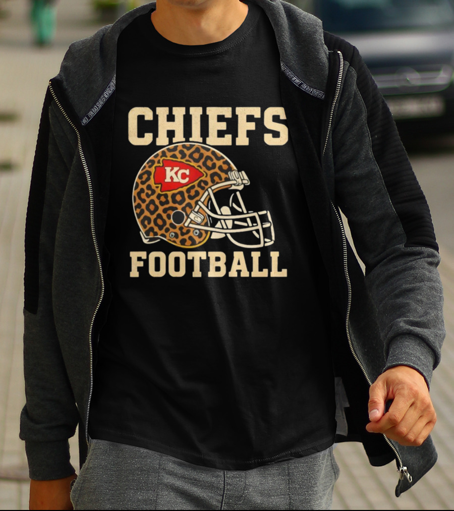 Retro KC Chiefs Leopard Helmet Football Vintage Style T-Shirt