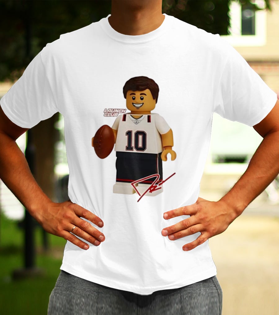 Tom Brady New England Patriots Lego Minifigure 10 Launch Club Signature T-Shirt