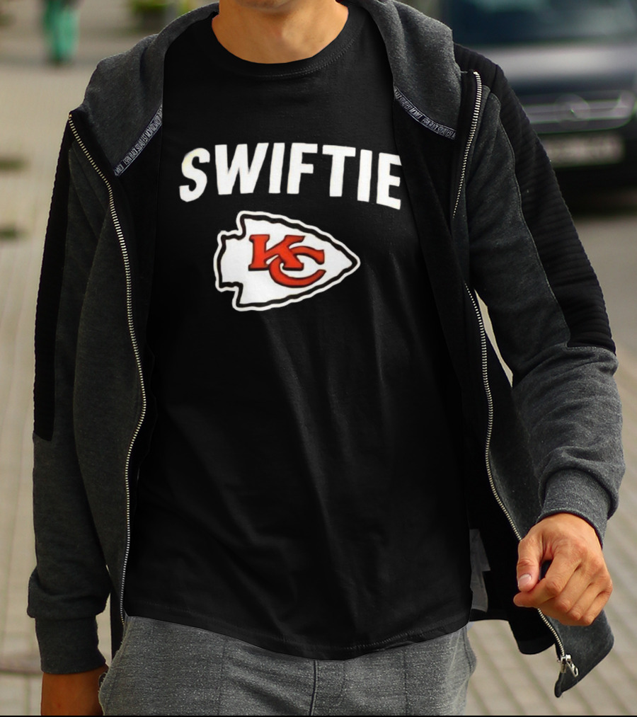 Kansas City Chiefs KC Swiftie Fan Apparel T-Shirt