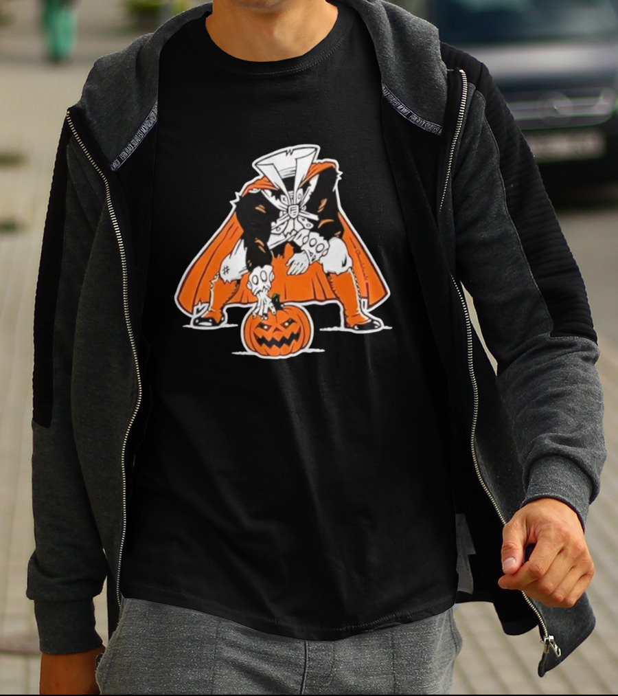 Headless Horseman Halloween Character With Pumpkin Jack O' Lantern Orange Cape Costume T-Shirt