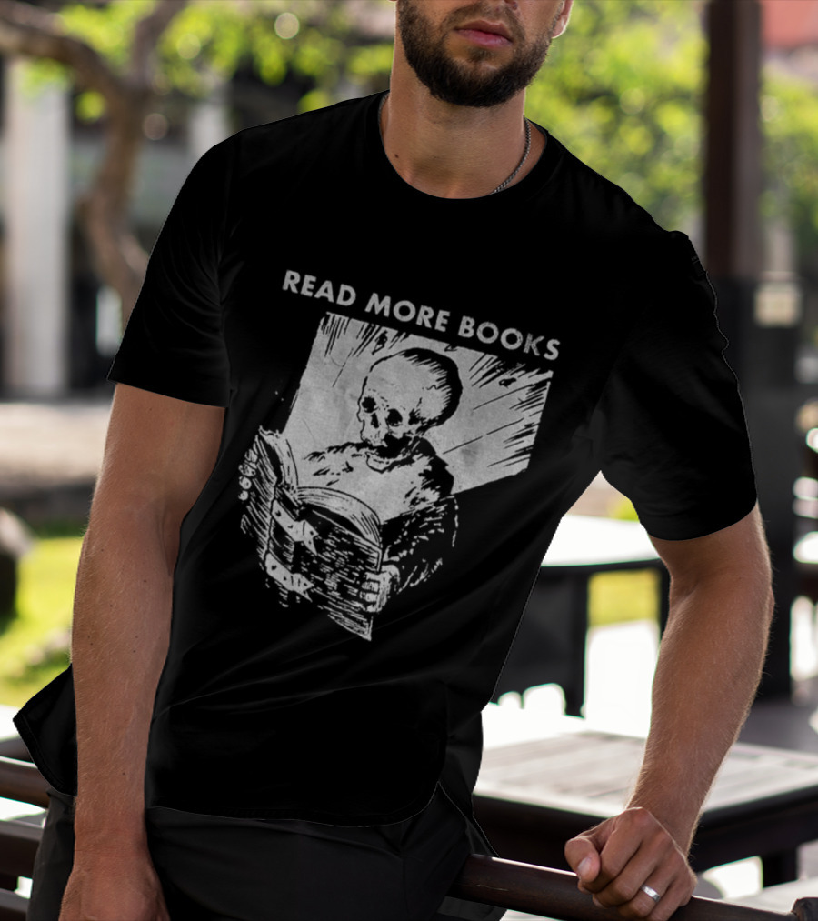 Read More Books Skeleton Vintage Style T-Shirt