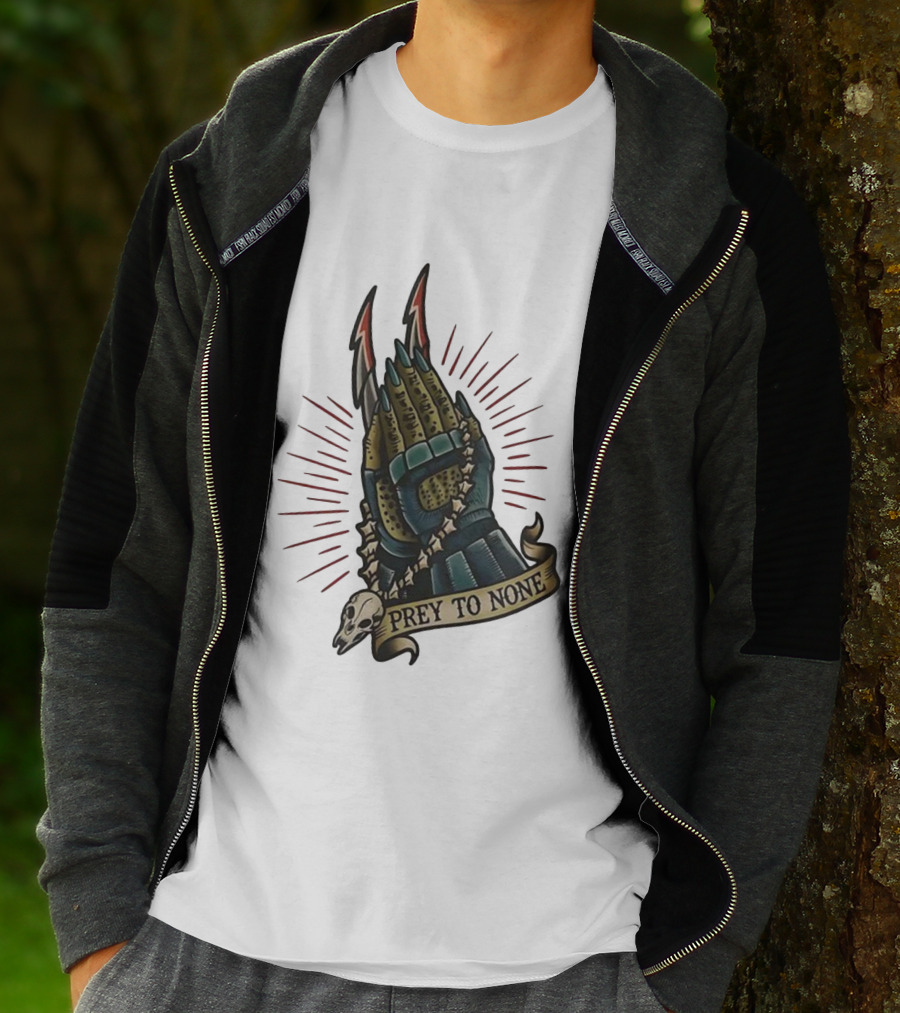 Prey To None Alien Claw With Skull And Star Chain T-Shirt
