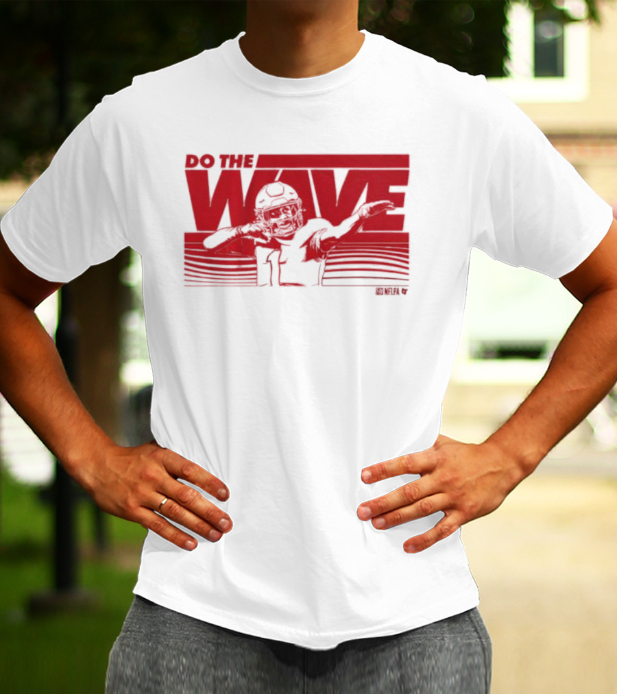 Xavier Worthy Do The Wave Texas Longhorns Victory Celebration T-Shirt