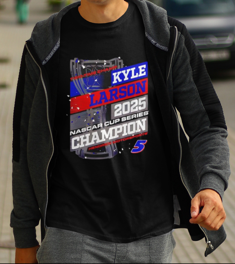 Kyle Larson 2025 NASCAR Cup Series Champion Hendrick Motorsports 5 Showtime Champ T-Shirt