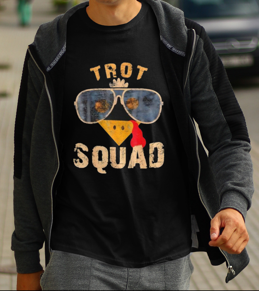 Thanksgiving Turkey Trot Squad Sunglasses Turkey Face 2025 Race T-Shirt