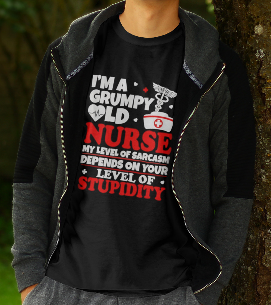I'm A Grumpy Old Nurse My Level Of Sarcasm Depends On Your Level Of Stupidity Nurse Cap Caduceus T-Shirt