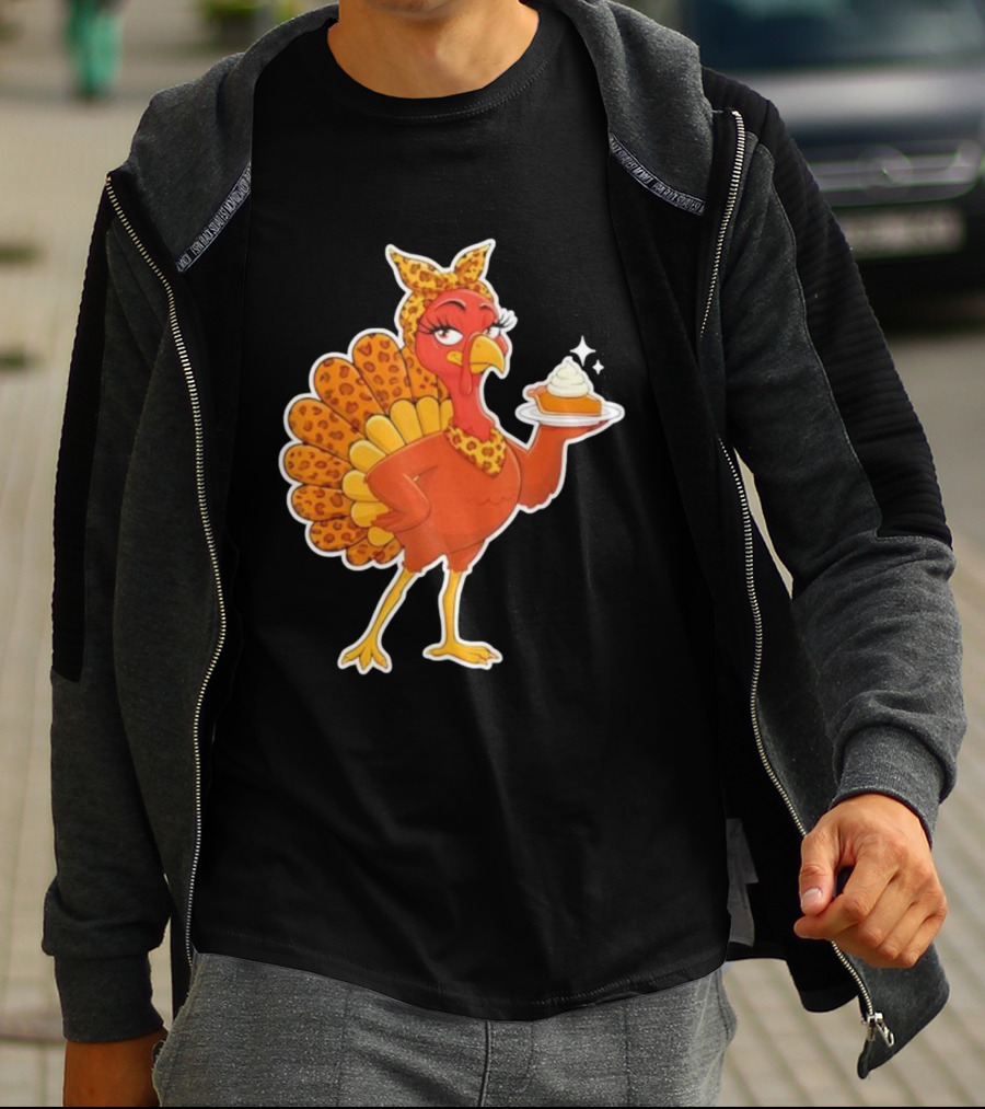 Leopard Print Turkey With Pumpkin Pie Thanksgiving T-Shirt