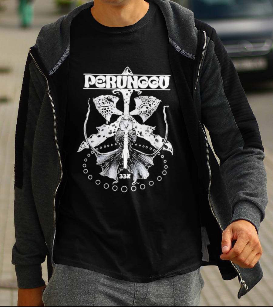 Perunggu 33X Indonesian Band Album Cover Art Motif T-Shirt
