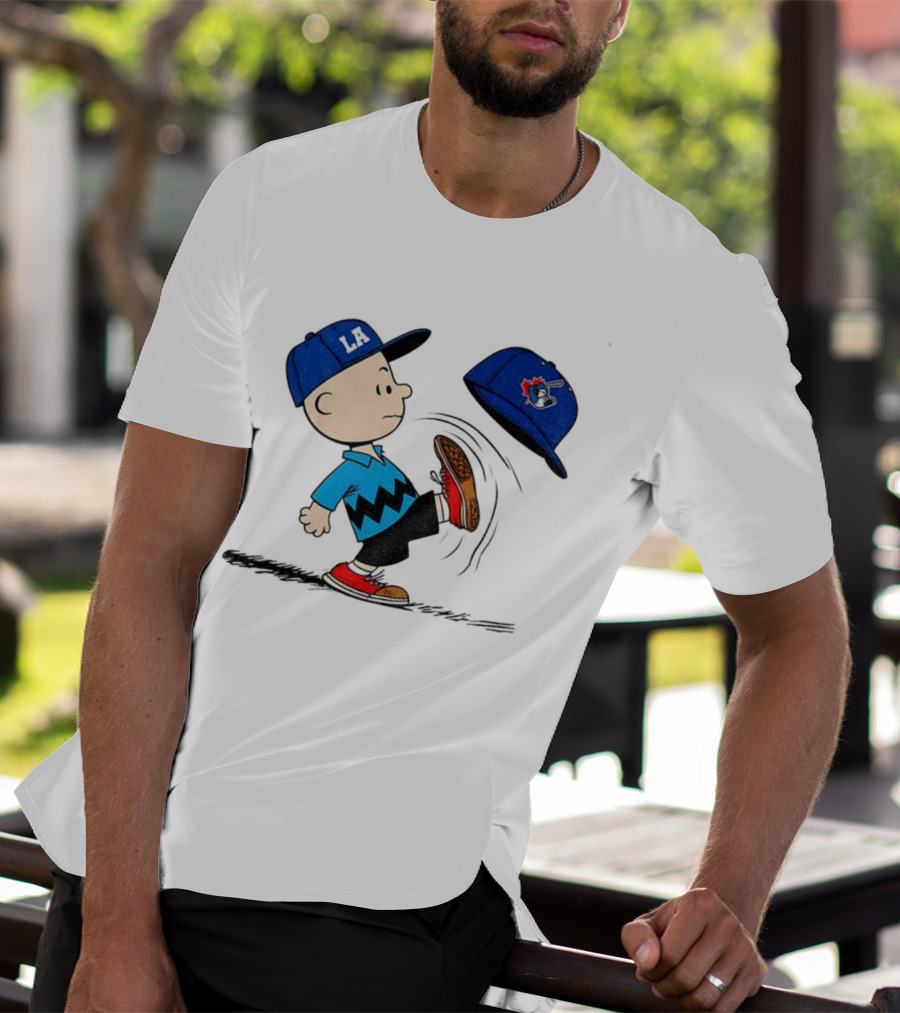 Los Angeles Dodgers LA Cap Charlie Brown Kicking Toronto Blue Jays Hat Peanuts Crossover T-Shirt