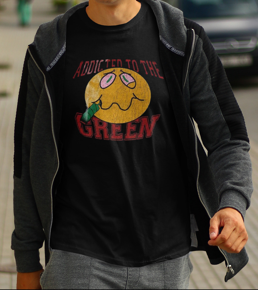 Addicted To The Green Smiley Face Smoking Icon T-Shirt