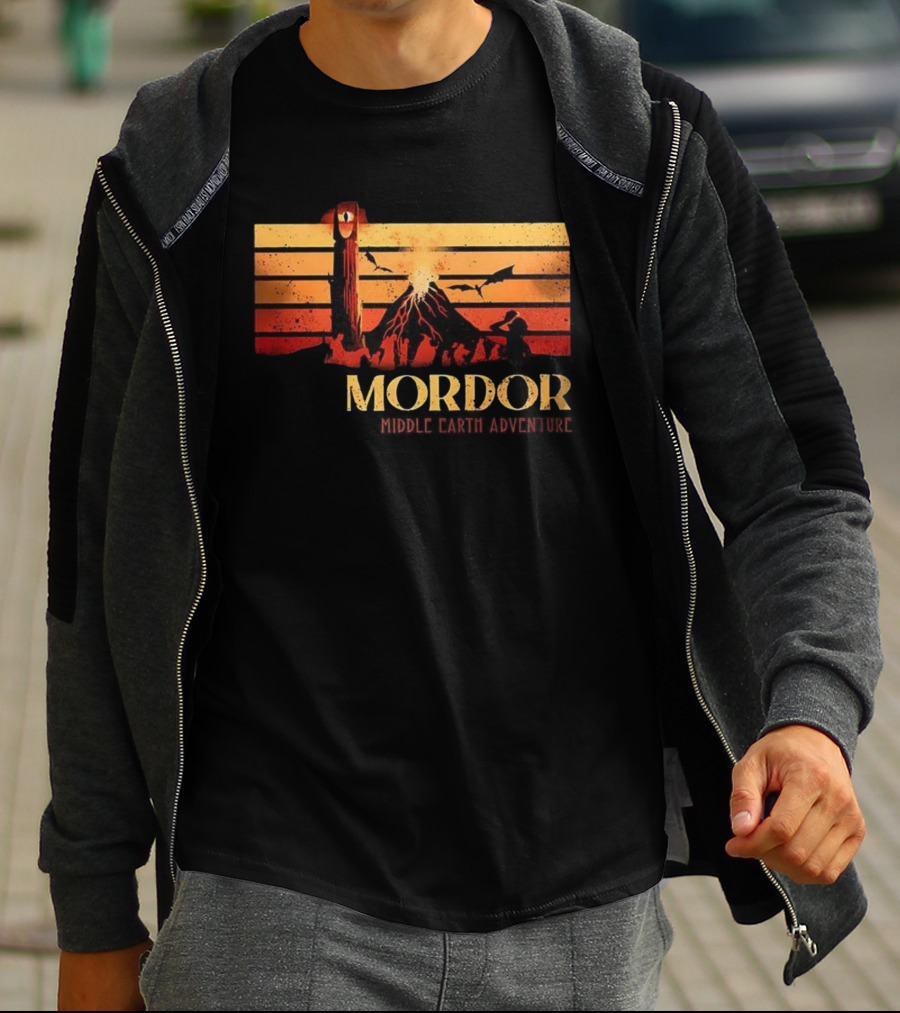 Mordor Dark Lord Sauron Middle Earth Adventure Vintage T-Shirt