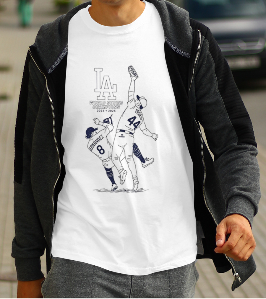 LA Dodgers 2025 World Series Champions Hernandez Amazing Catch T-Shirt
