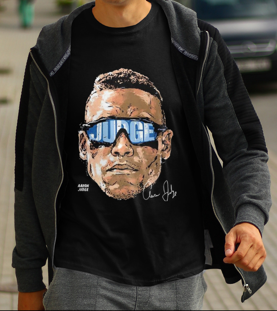 Aaron Judge New York Yankees Baseball Big Head Glasses Judge Signature T-Shirt