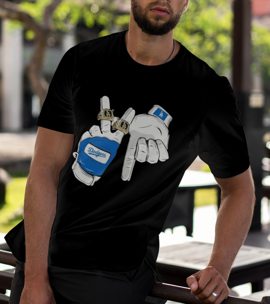 Los Angeles Dodgers Back 2 Back World Series Champions 2025 Rings LA Logo Glove Hands T-Shirt