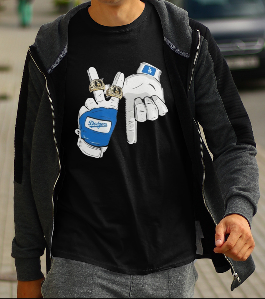 Los Angeles Dodgers Back 2 Back World Series Champions 2025 Rings LA Logo Glove Hands T-Shirt