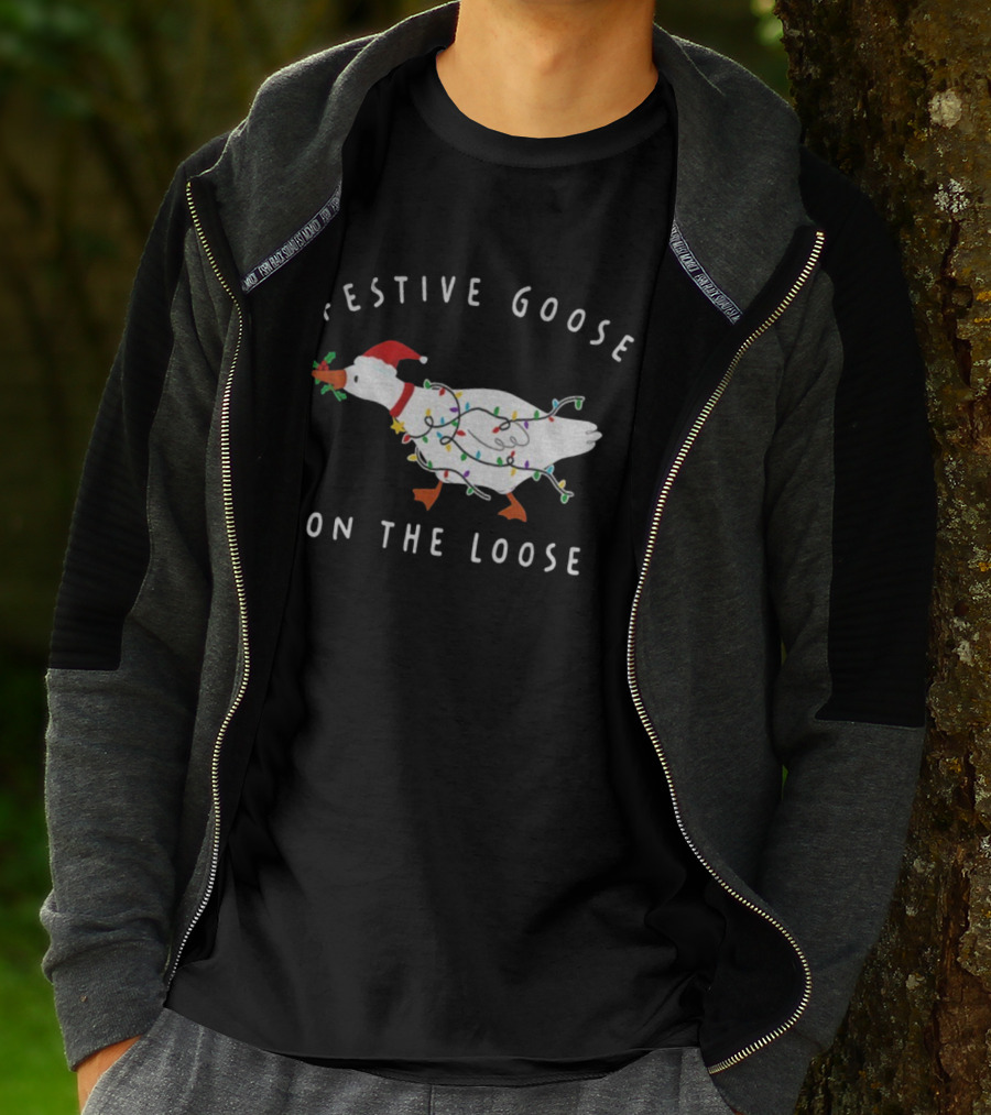 Festive Goose On The Loose Christmas Lights Santa Hat T-Shirt