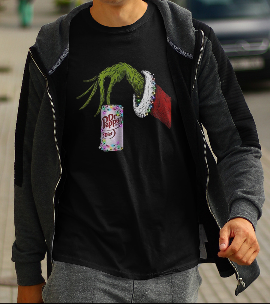 Grinch Hand Holding Dr Pepper Diet Can Christmas Lights Merry Christmas T-Shirt
