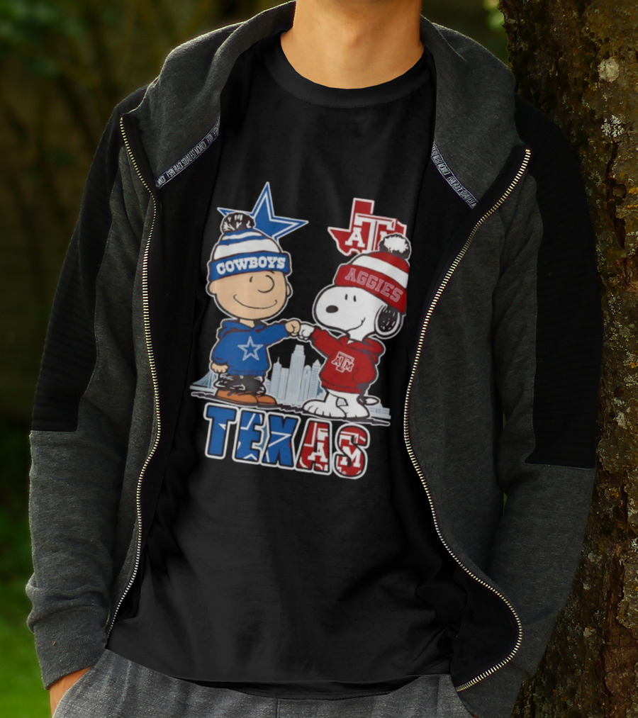 Charlie Brown Snoopy Cowboys Aggies Texas Peanuts Fan Apparel T-Shirt