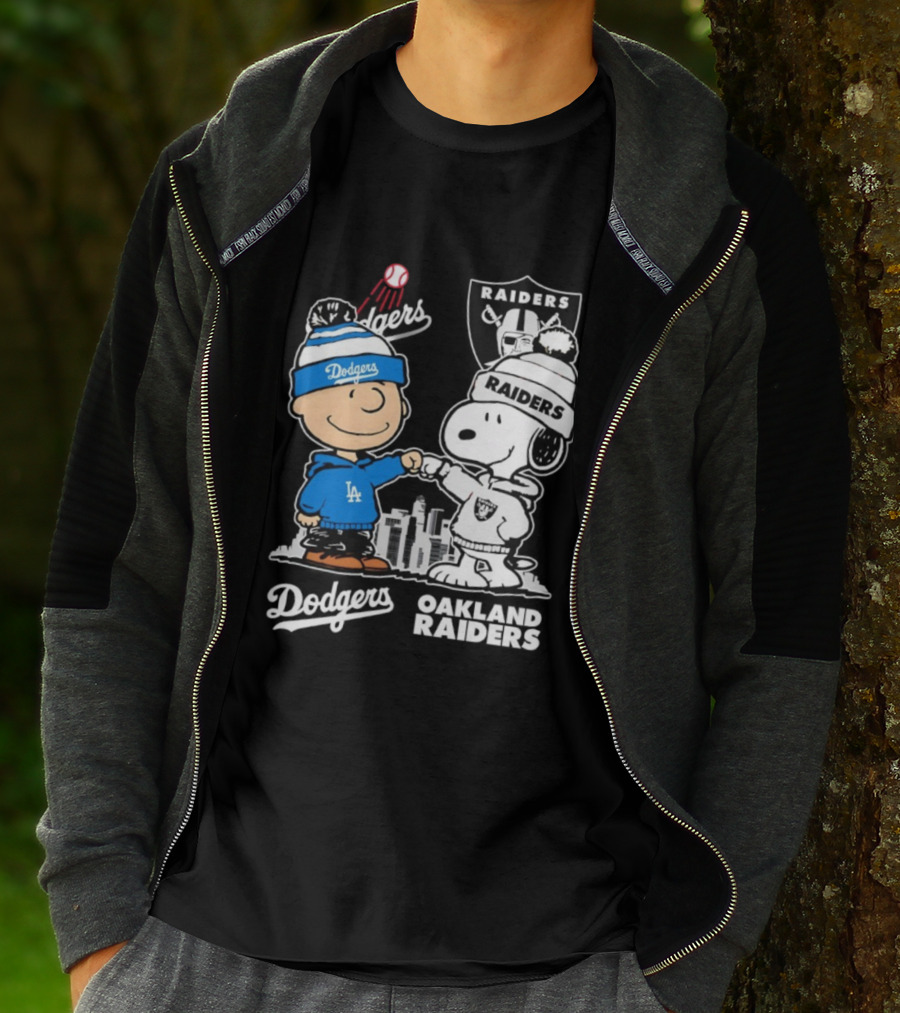 Charlie Brown Snoopy Dodgers Raiders Los Angeles Oakland Apparel T-Shirt