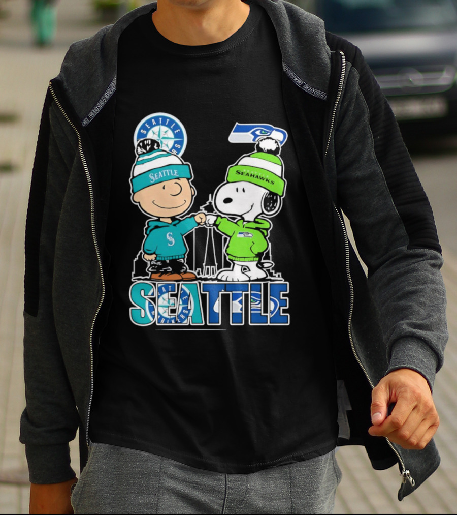 Charlie Brown Snoopy Seattle Seahawks Mariners Fist Bump T-Shirt
