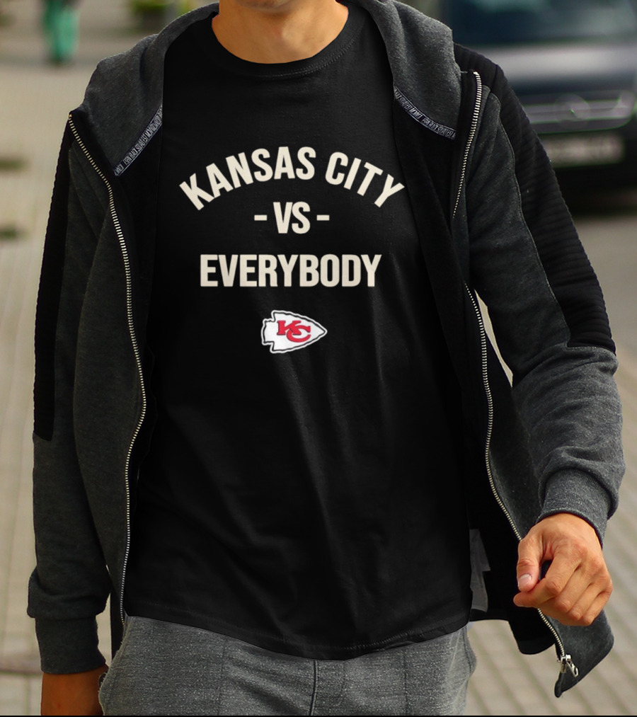 Kansas City Chiefs Vs Everybody KC Logo Fan Gear T-Shirt