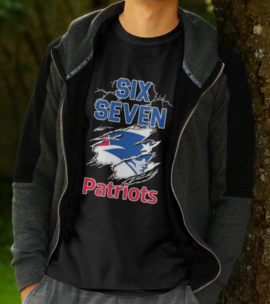 Six Seven Patriots Lightning Bold Style NFL Fan Gear T-Shirt