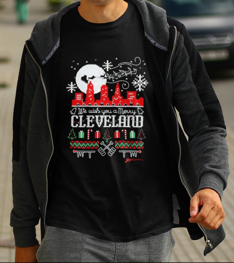We Wish You A Merry Cleveland Christmas Skyline Santa And Gifts T-Shirt