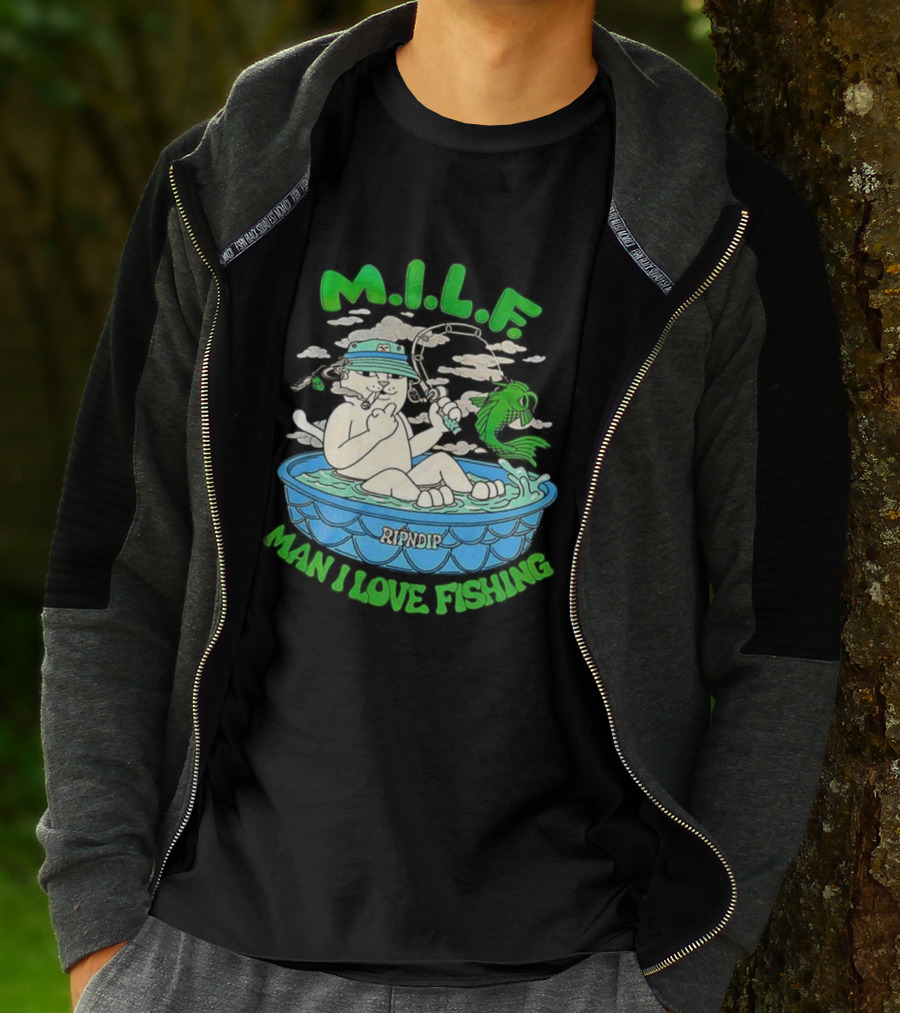 M.I.L.F Man I Love Fishing Cat In Boat Fun Design T-Shirt