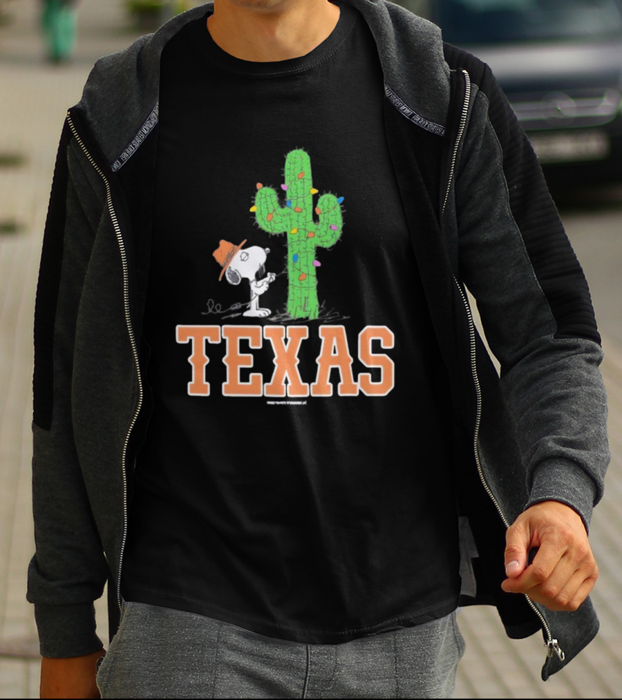 Snoopy Cactus Holiday Christmas Lights Texas T-Shirt