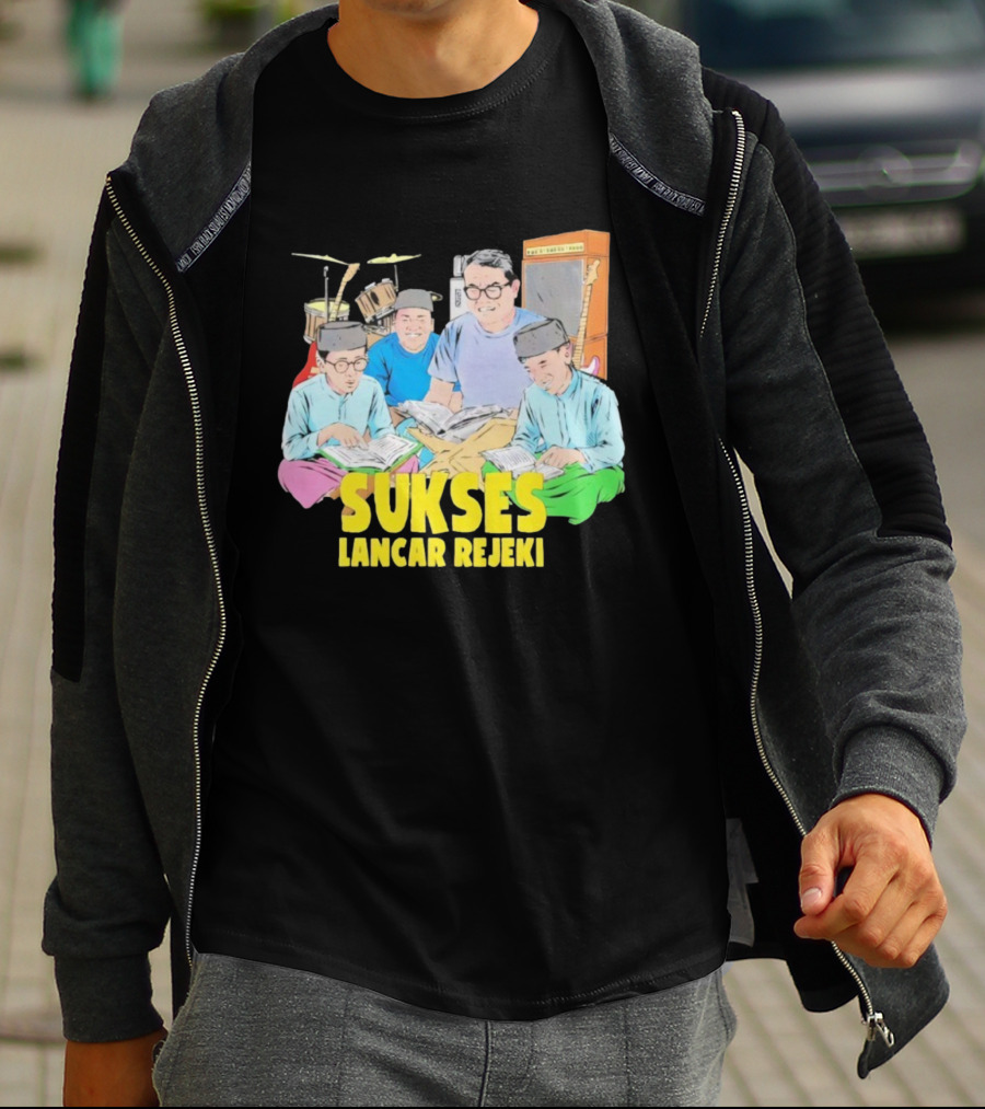 Sukses Lancar Rejeki Illustration With Reading Group And Musical Instruments T-Shirt