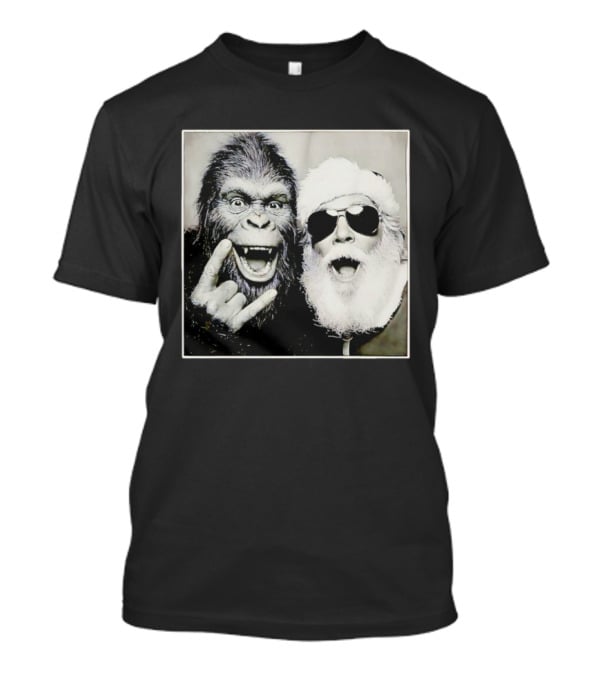 Santa Claus Selfie With Bigfoot Sasquatch Christmas Rock T-Shirt