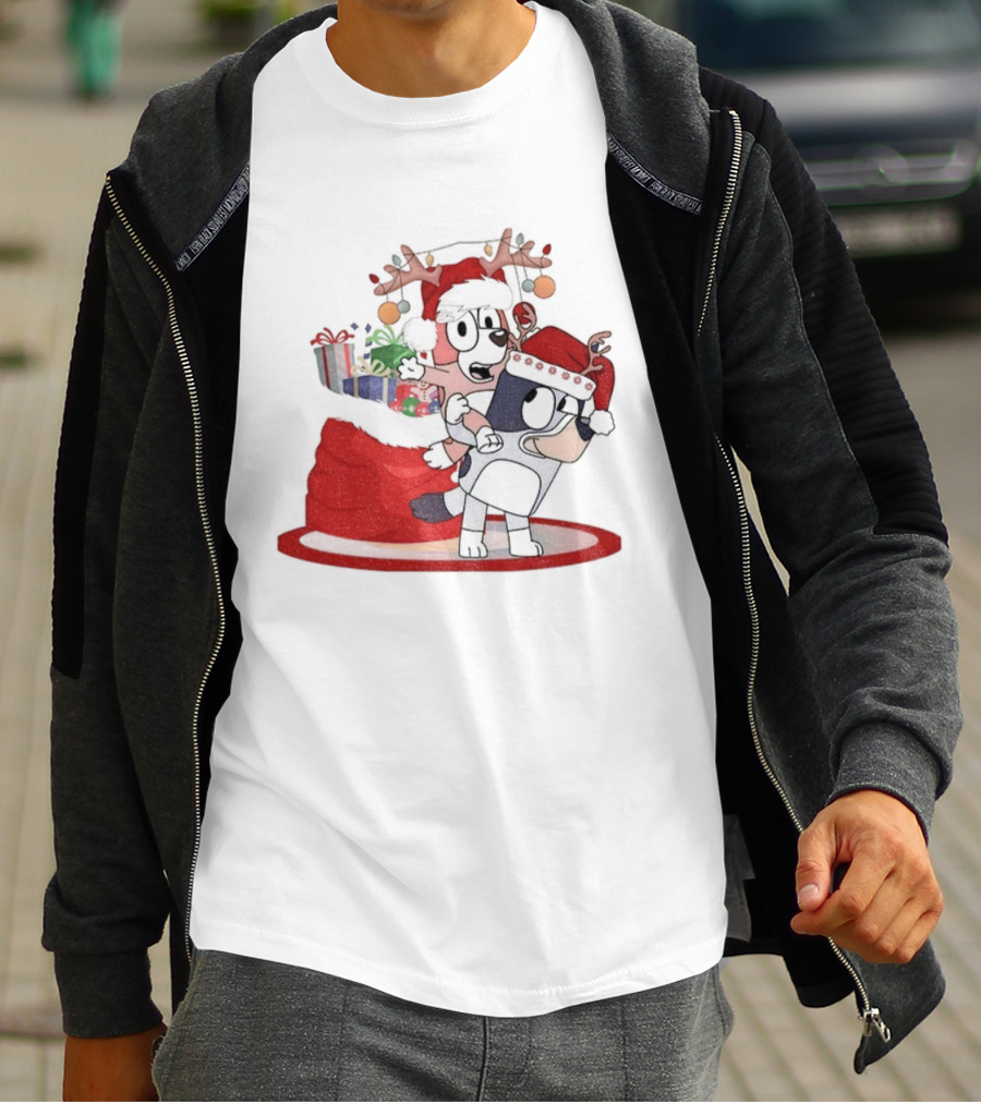 Bluey And Bingo Reindeer Santa Hat Merry Christmas Festive Celebration T-Shirt