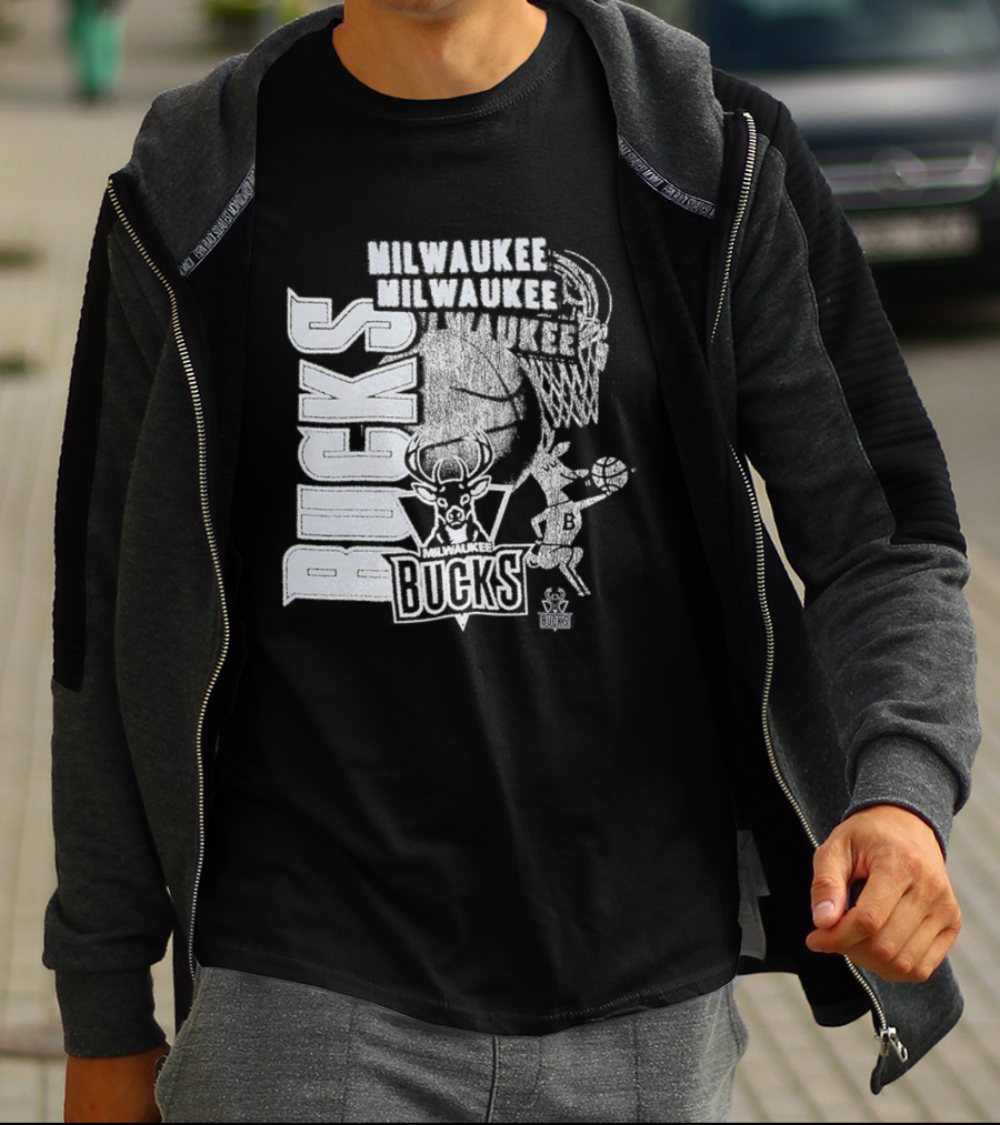 Milwaukee Bucks Basketball Classics Overlap Sports Team Style T-Shirt
