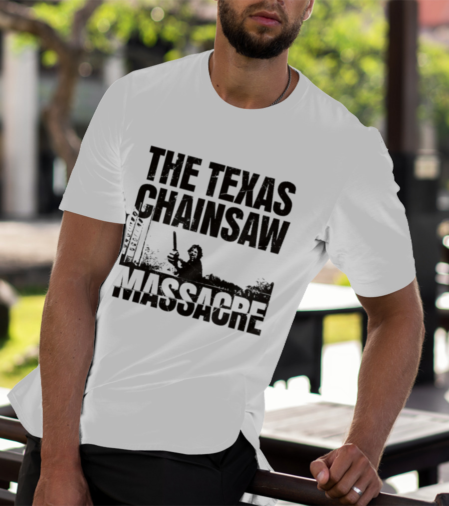 The Texas Chainsaw Massacre The Getaway Chainsaw Wielding Scene T-Shirt