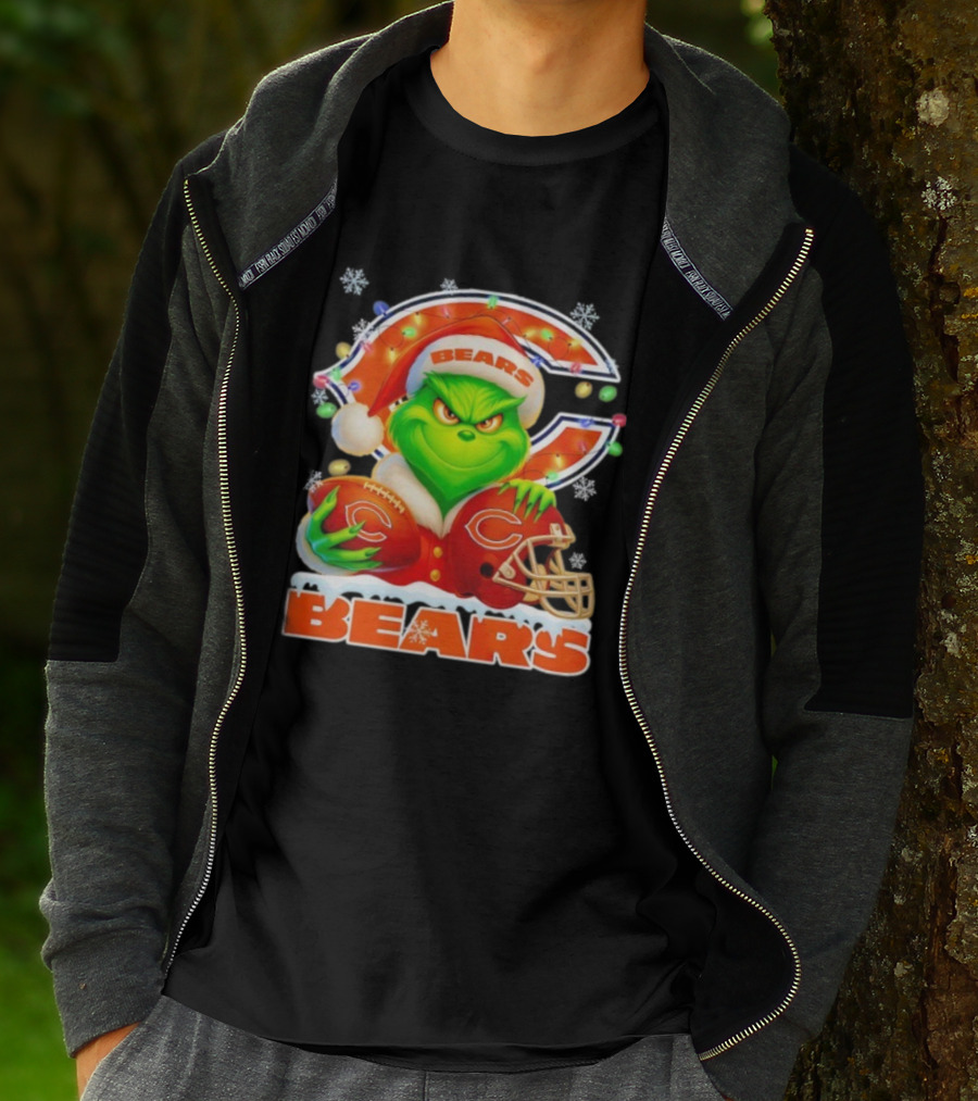 Grinch Bears Christmas Football Helmet Chicago T-Shirt