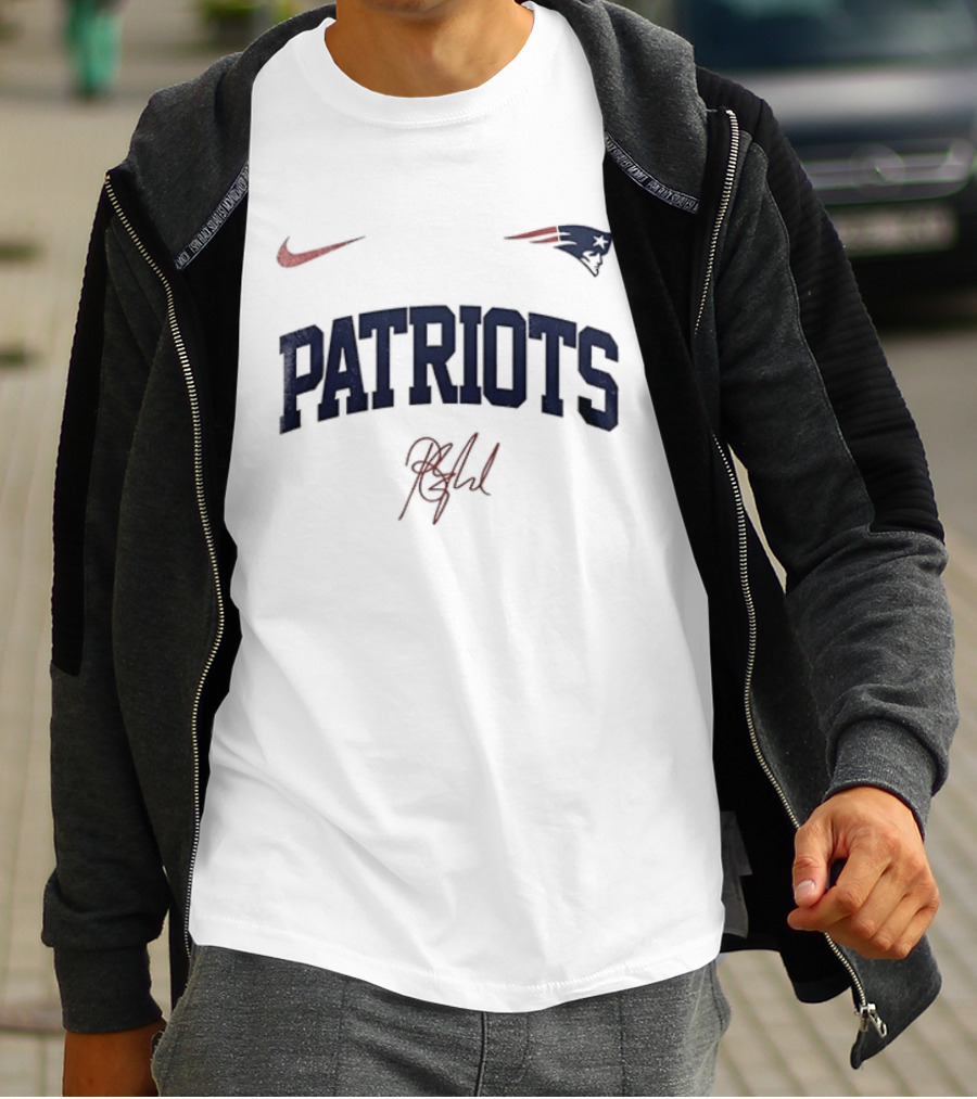 Nike New England Patriots NFL Playoff Game Barry Signature T-Shirt