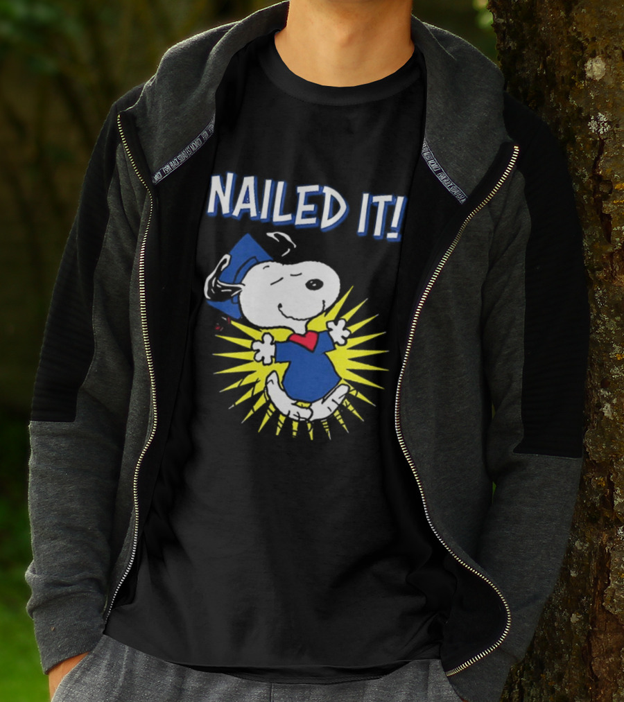 Congratulations Snoopy Nailed It Graduation Celebration T-Shirt
